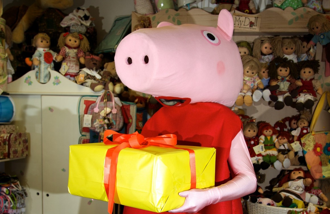 Il tuo regalo lo consegna Peppa Pig!!